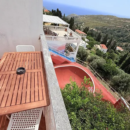 Art & Motion Union - Guest 2 Apikia (Andros)